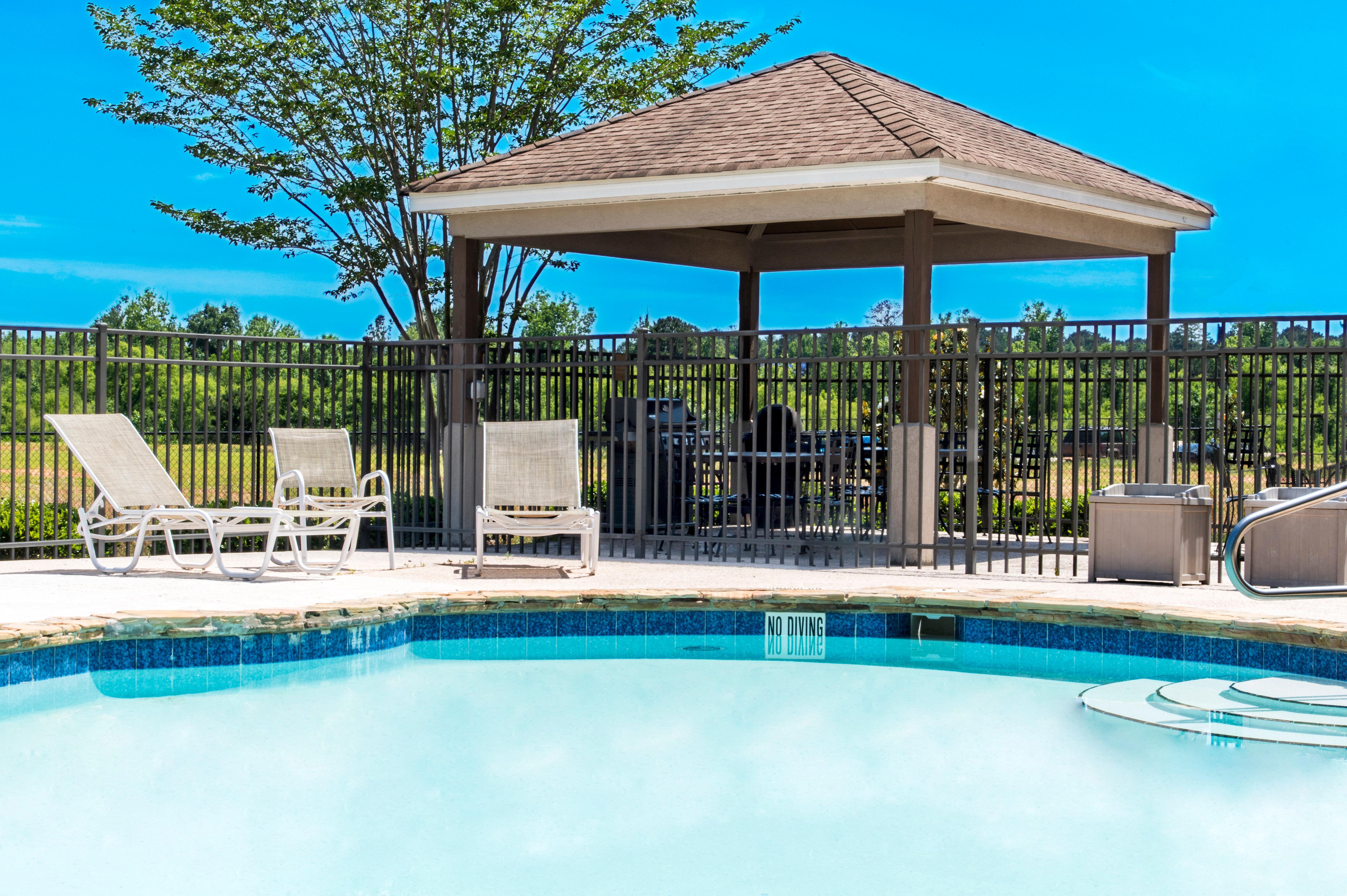 Hotel Candlewood Macon, An Ihg 2*