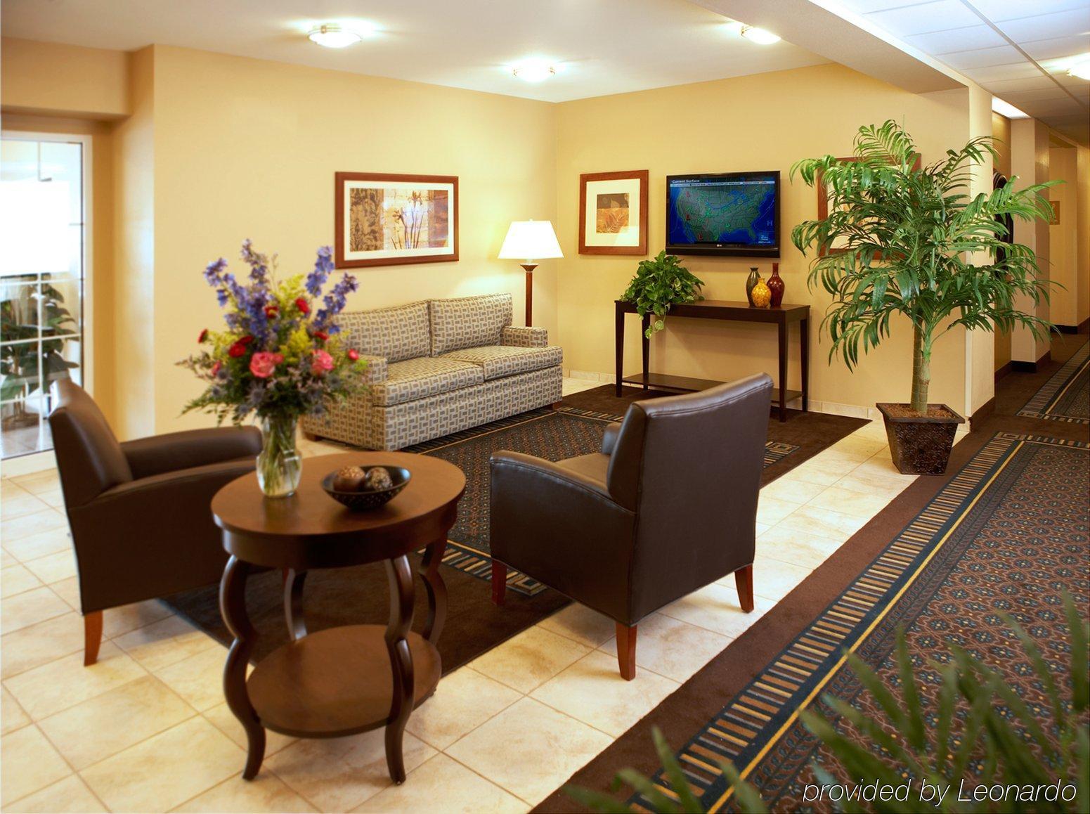 Candlewood Macon, An Ihg 2*